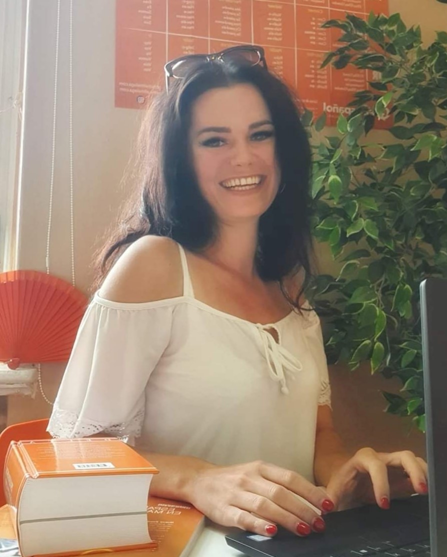 Lektorka języka hiszpańskiego Wrocław - Agnieszka Lektorka języka hiszpańskiego Wrocław - Agnieszka